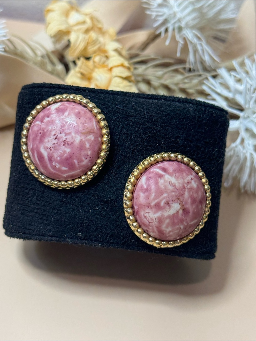 Vintage Pink Marbled Cabochon Gold Tone Round Statement Stud Earrings